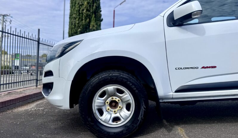 
								2017 Holden COLORADO LS (4×4) RG MY18 Double C/CHAS DIESEL TURBO 4Cyl 2.8L full									
