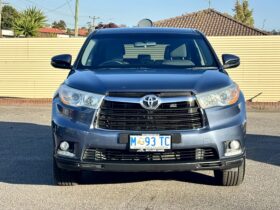 2015 Toyota KLUGER GX (4×2) GSU50R Wagon 7 Seater 6Cyl 3.5L