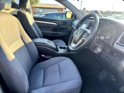 
										2015 Toyota KLUGER GX (4×2) GSU50R Wagon 7 Seater 6Cyl 3.5L full									