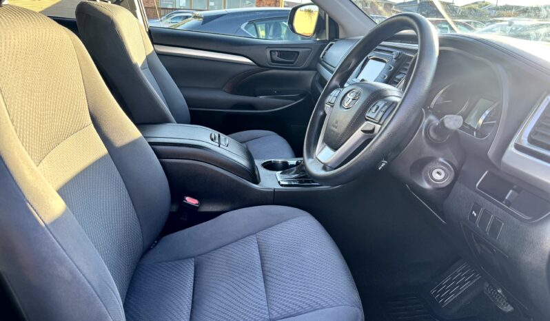 
								2015 Toyota KLUGER GX (4×2) GSU50R Wagon 7 Seater 6Cyl 3.5L full									