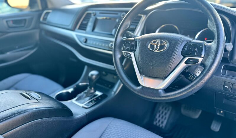 
								2015 Toyota KLUGER GX (4×2) GSU50R Wagon 7 Seater 6Cyl 3.5L full									