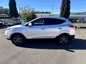 2015 Hyundai X35 SE (FWD) LM SERIES II Wagon 4Cyl 2.0L