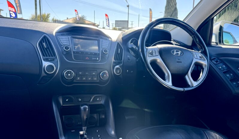 
								2015 Hyundai X35 SE (FWD) LM SERIES II Wagon 4Cyl 2.0L full									