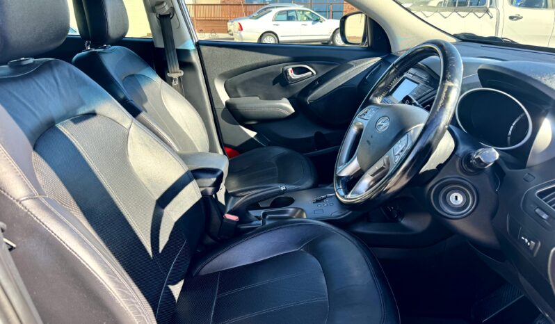 
								2015 Hyundai X35 SE (FWD) LM SERIES II Wagon 4Cyl 2.0L full									