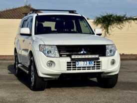 2014 Mitsubishi PAJERO GLX-R LWB (4×4) NW MY14 DIESEL TURBO 4Cyl 3.2L