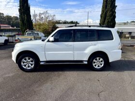 2014 Mitsubishi PAJERO GLX-R LWB (4×4) NW MY14 DIESEL TURBO 4Cyl 3.2L