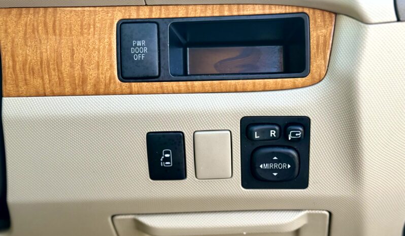 
								2009 Toyota Tarago/Estima Aeras Van 8 Seater 6Cyl 3.5L full									