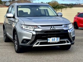 2018 Mitsubishi OUTLANDER ES 7 SEAT (AWD) ZL MY19 Wagon 4Cyl 2.4L